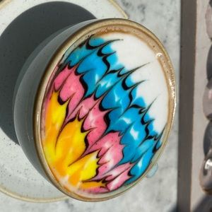 Meet your Posher, Elizabeth